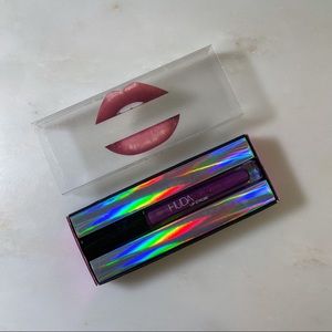 Huda Beauty Fearless Lip Strobe